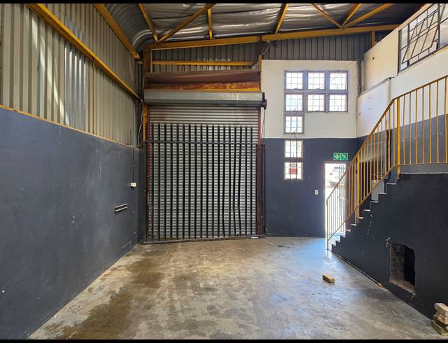292M² MINI FACTORY TO LET IN KYA SANDS